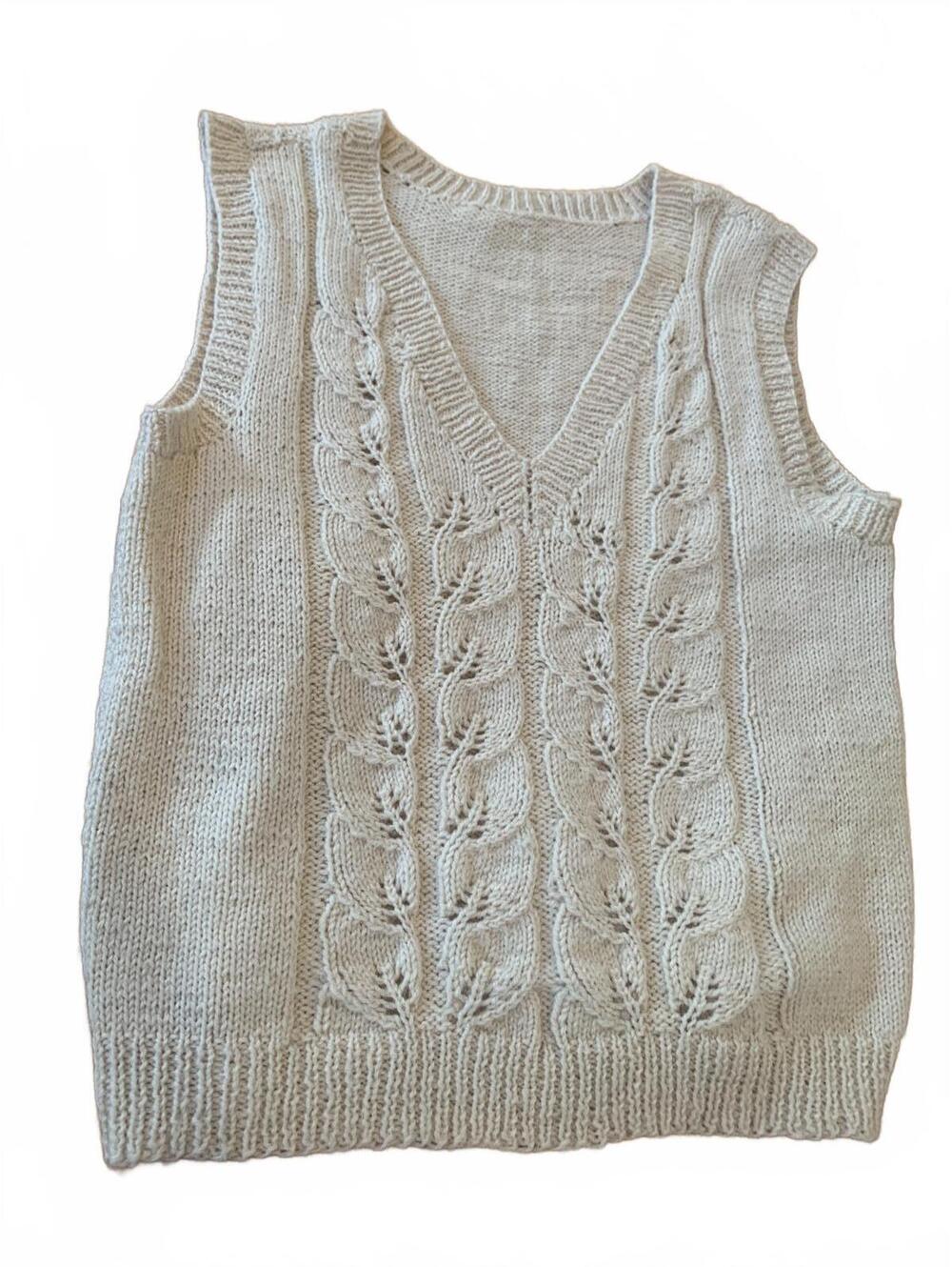 Cream Knit Sleeveless Sweater Vest with Cable Knit Detail